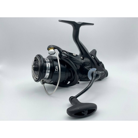 Катушка безынерционная DAIWA Black Widow BR LT 2500