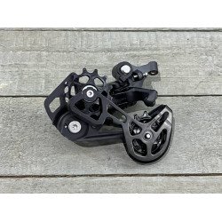 Переключатель задний Shimano Deore, M5130, GS, 10 скоростей, крепление на болт, черный Переключатель задний Shimano Deore, M5130, GS, 10 скоростей, крепление на болт, черный