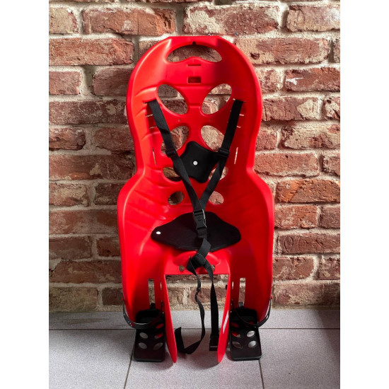 Кресло детское на багажник Fraach красное с черной наклад., 22кг, Италия (HTP)